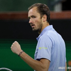 世界杯手机观看-梅总赢球被调侃靠好友德约间接助力，赛后解释投诉德雷珀原因扎心